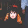 Halloween_sara.jpg (7140 bytes)